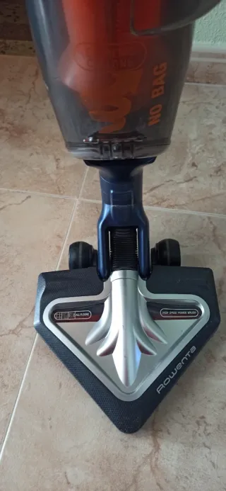 Rowenta Air Force Extreme 24V Aspirador