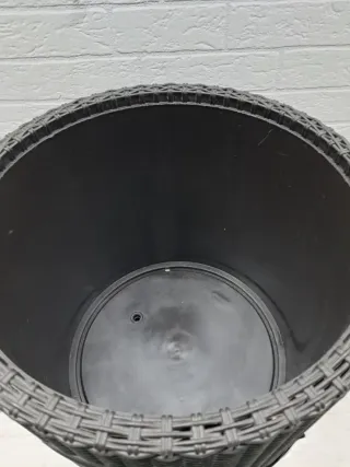 Nevera Keter 39L Taburete Mesa