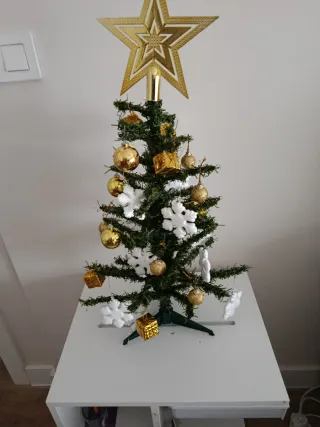 Árbol de Navidad Decorado Dorado