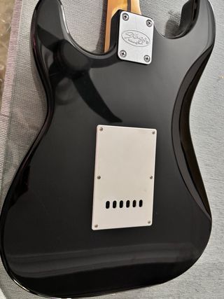 Guitarra Eléctrica Stagg Negra