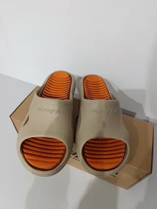 Sandalias de recuperación SURIPPA beige/naranja.