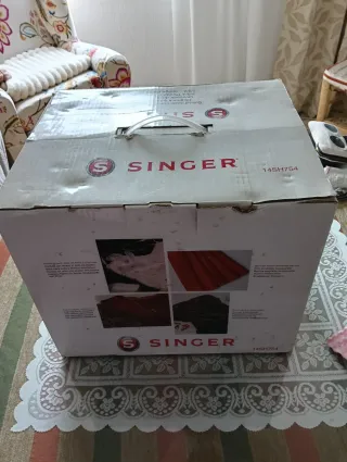 Máquina Coser y Remalladora 4 Hilos