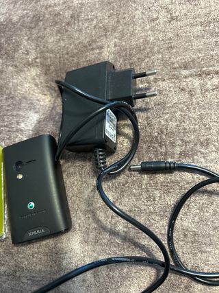 Móvil Sony Ericsson XPERIA sin estrenar