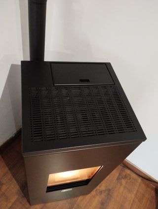 Estufa Pellets StoveCanadian Futura 12kW