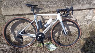 Bicicleta carretera carbono cambio eléctrico 105