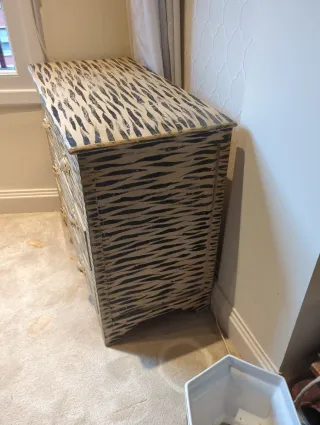 Cómoda Vintage Estampado Cebra