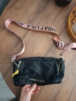 Bolso BIMBA Y LOLA negro y rosa