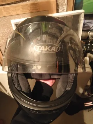 Casco de moto negro