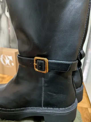 Botas de piel Zara negras