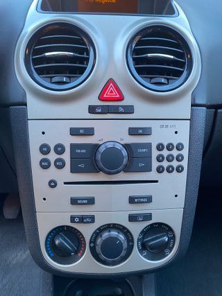 POCOS KMS!!! OPEL CORSA 1.3CDTI 75CV