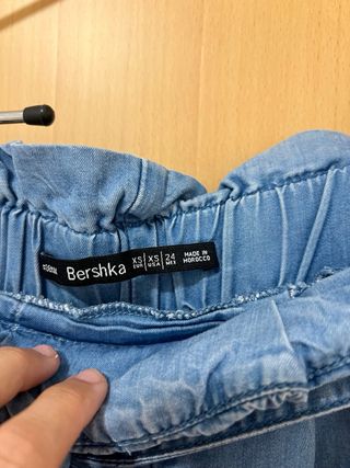 Pantalón azul Bershka