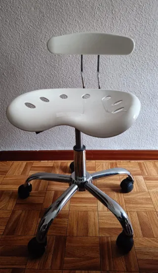 Silla de oficina ergonómica