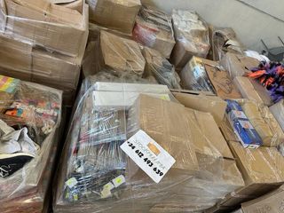 Camion de ropa calzado bazar