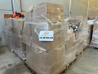 Camion de ropa calzado bazar