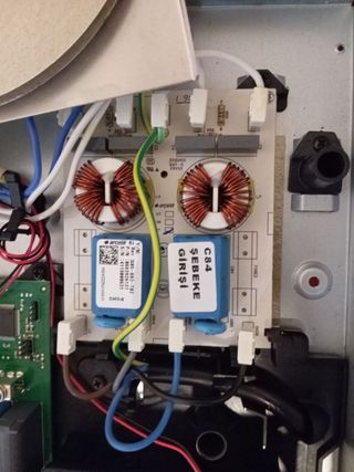 Placa Inducción Beko 3 Zonas BSE22341X NO FUNCIONA