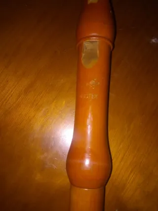 Flauta dulce vintage de madera