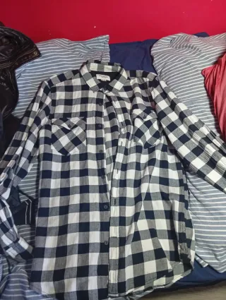 Varias camisas, acepto ofertas