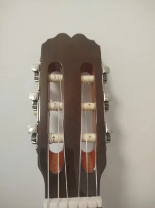 Guitarra Admira Alba Clásica