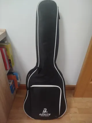 Guitarra Admira Alba Clásica