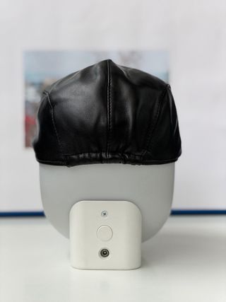 Boina de cuero negra