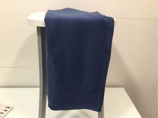 Bufanda o vestido azul