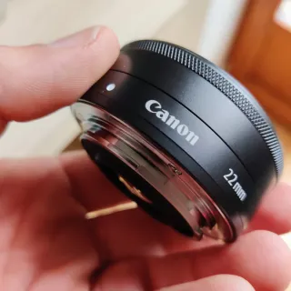 Objetivo Canon EF-M 22mm F2 STM