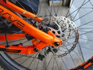 Bicicleta eléctrica montaña Talla L