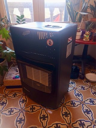 Estufa Gas Butano Orbegozo Negra