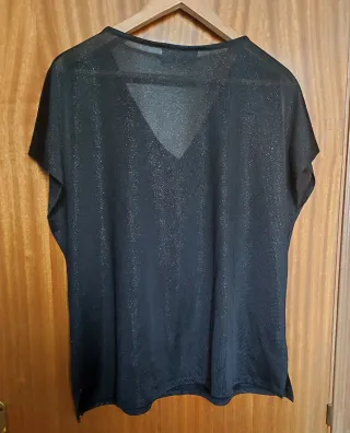 Camiseta negra brillos escote joyas XL Promod