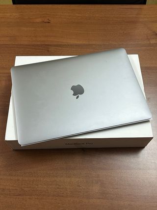 MacBook Pro 13 touchbar 500ssd completo