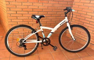Bicicleta Btwin Blanca Ruedas 24