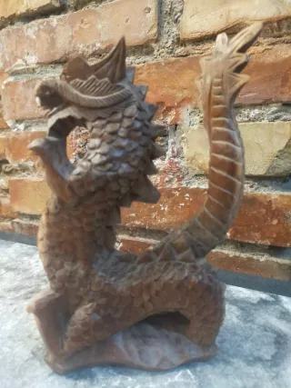 Figura Dragón Madera Tallada