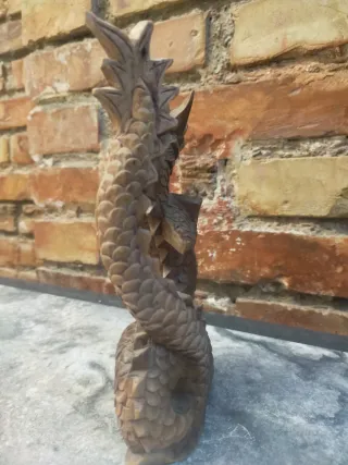 Figura Dragón Madera Tallada