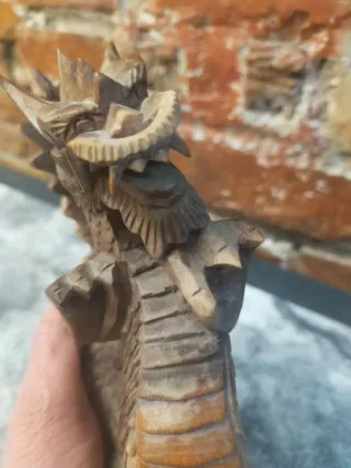 Figura Dragón Madera Tallada