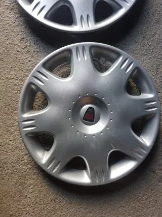 3 Tapacubos Rover 14 Pulgadas