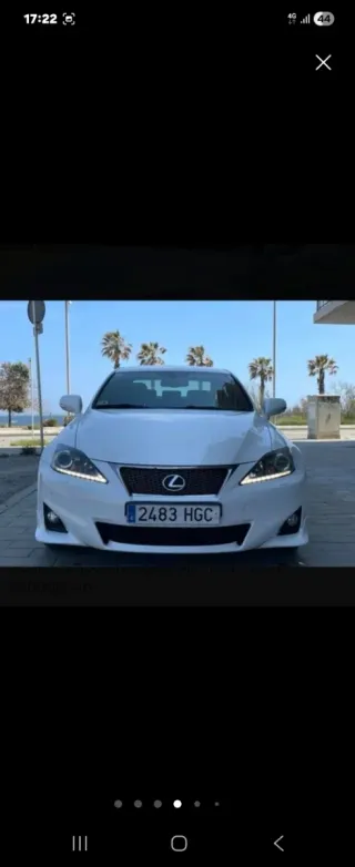 Lexus IS 2011