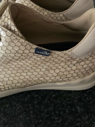 Zapatos mujer beige piel serpiente
