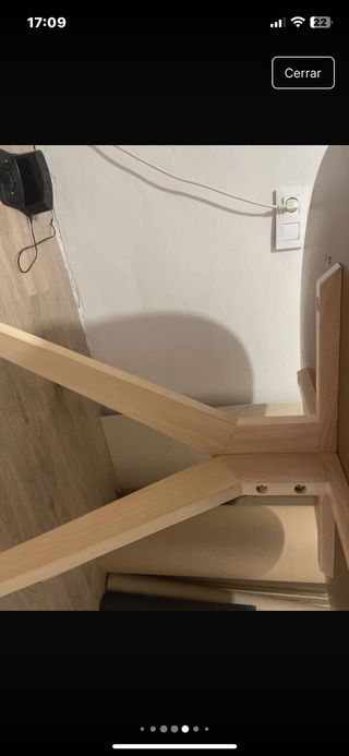 Mesa redonda de abedul