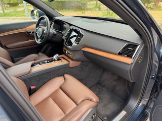 Volvo XC90 B5 Inscription