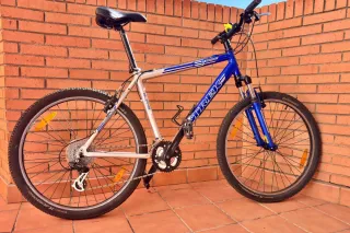 Bicicleta Trek S Series