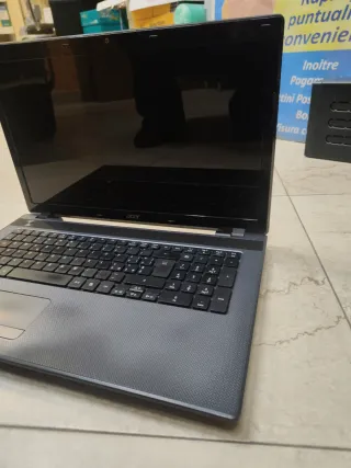 Notebook Acer 17 pollici