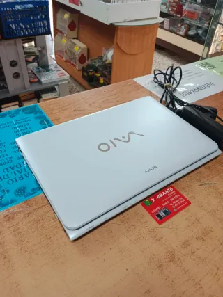 ORDENADOR PORTÁTIL SONY VAIO SVE151G13M CON CARGAD