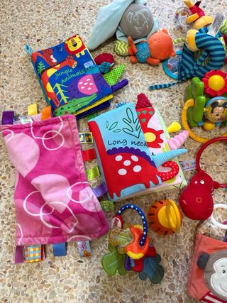 Lote juguetes bebé