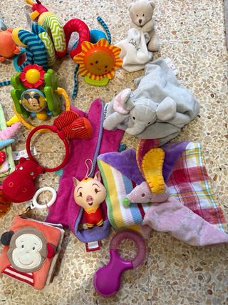 Lote juguetes bebé