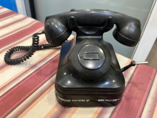 Teléfono militar de oficina negro