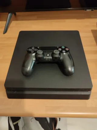 Consola PS4 + Mando DualShock Negro