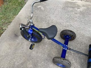 TRICICLO MATALICO CON REMOLQUE