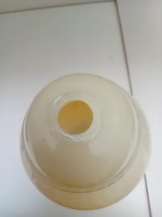 Lámpara globo de cristal decorada