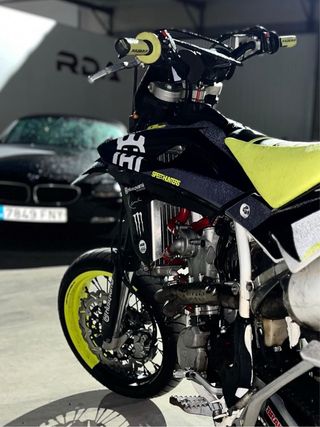 Husqvarna Supermotard