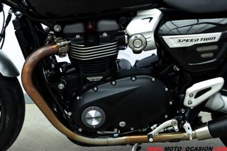 TRIUMPH SPEED TWIN 1200